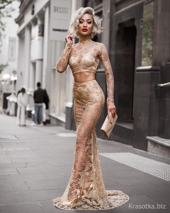 Образ с золотым платьем