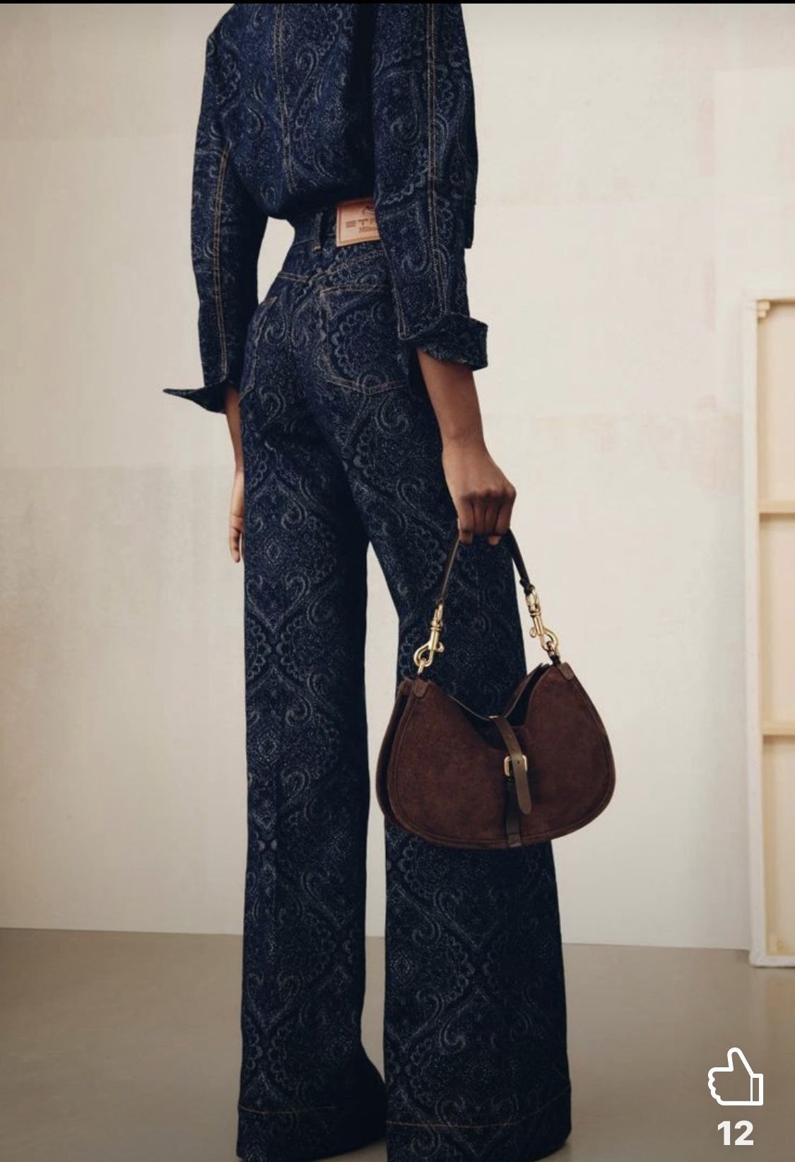 ������-����